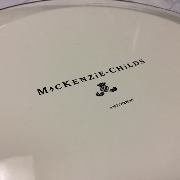 MACKENZIE CHILDS COURTLEY CHECK CAKE CARRIER. FABULOUS !!!♥️🖤♥️🖤♥️🖤 - Picture 3 of 11